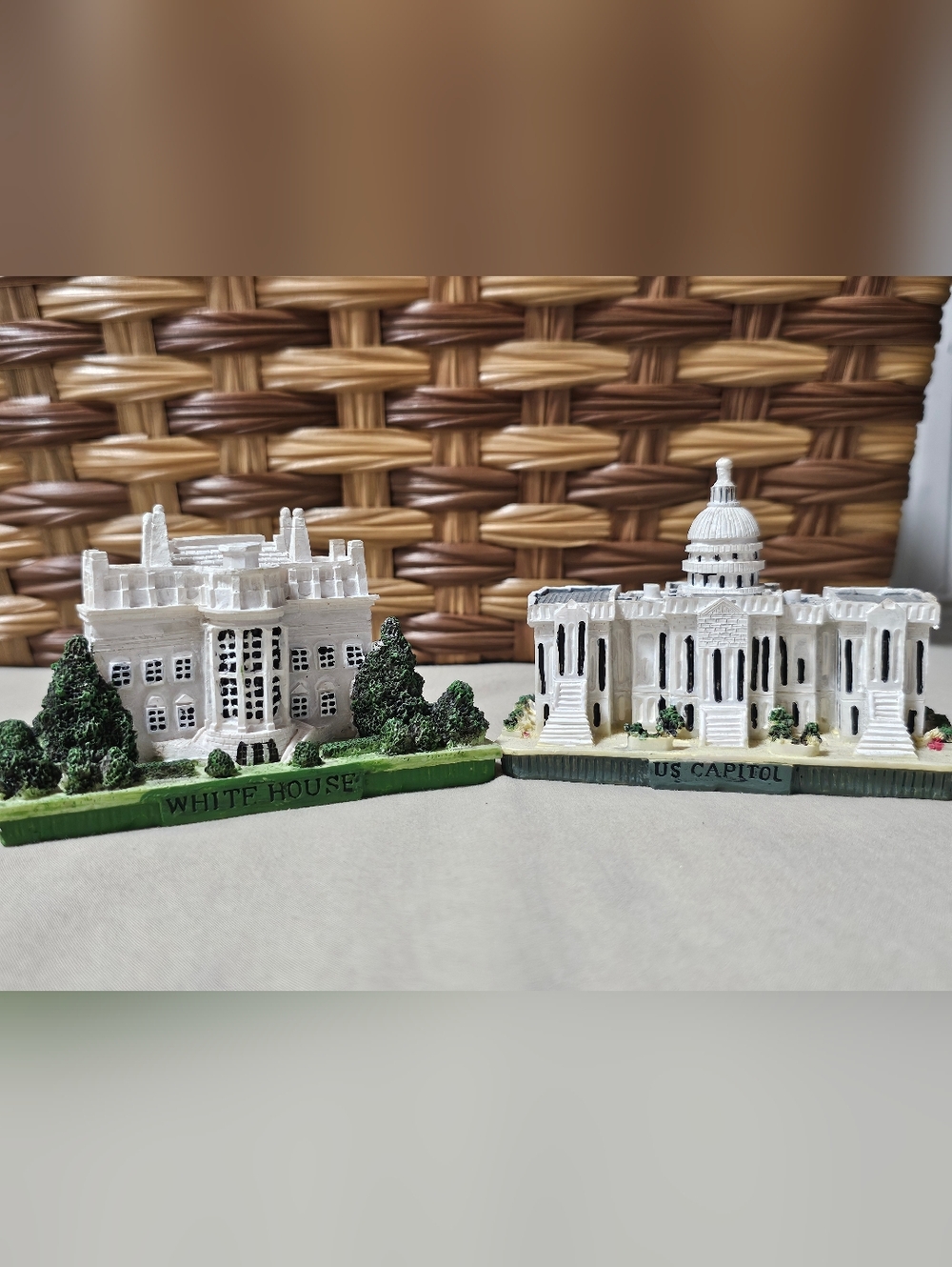 White House & US Capitol Miniature Hand-Painted Resin Collectibles